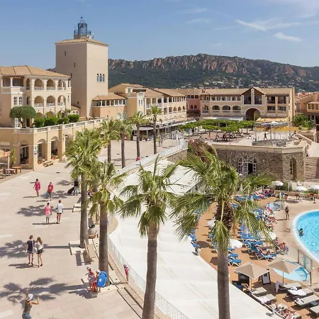Apartman Duplex 3 Pieces Avec Solarium Et Acces Piscines - Fr-1-504-668 Saint-Raphaël