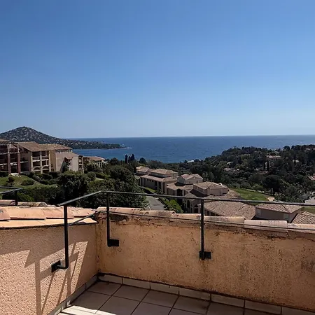 Appartement Cap Esterel: Duplex 3p, Terrasse, Solarium, Piscine Accès, 6 Pers - Fr-1-504-668 Saint-Raphaël